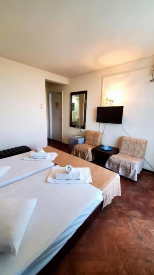 Hotel National