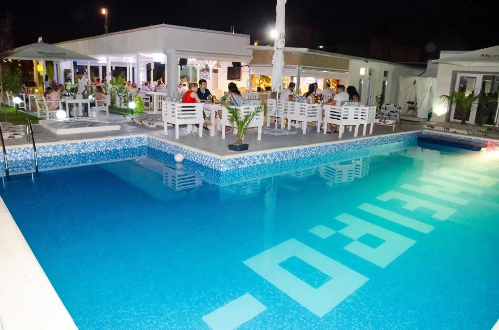 Hotel Oneiro