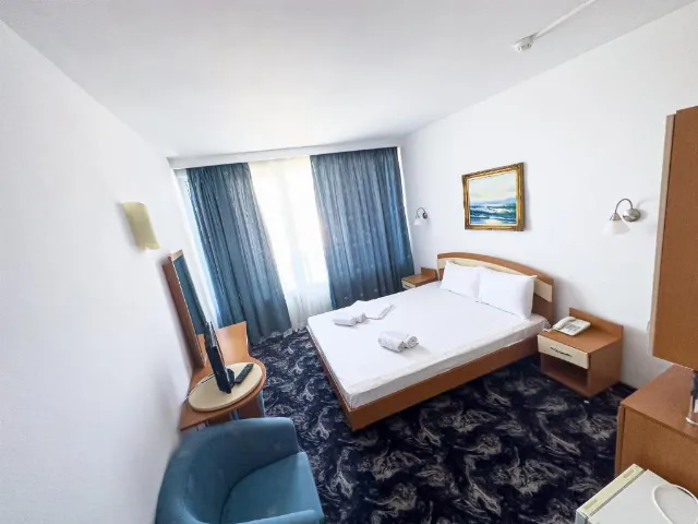 Hotel Sirena Cameră Dublă cu vedere frontală la mare