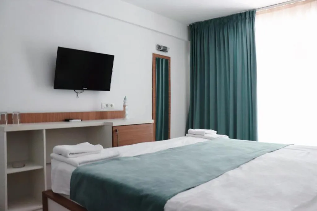 Hotel Victory
