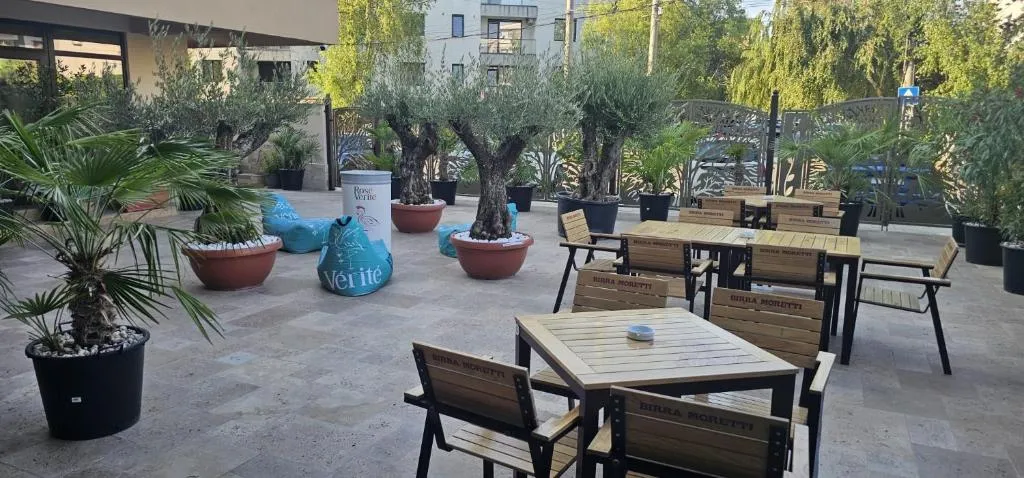 Hotel Roca Del Mar