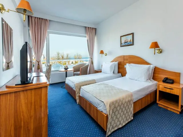 Hotel Savoy
