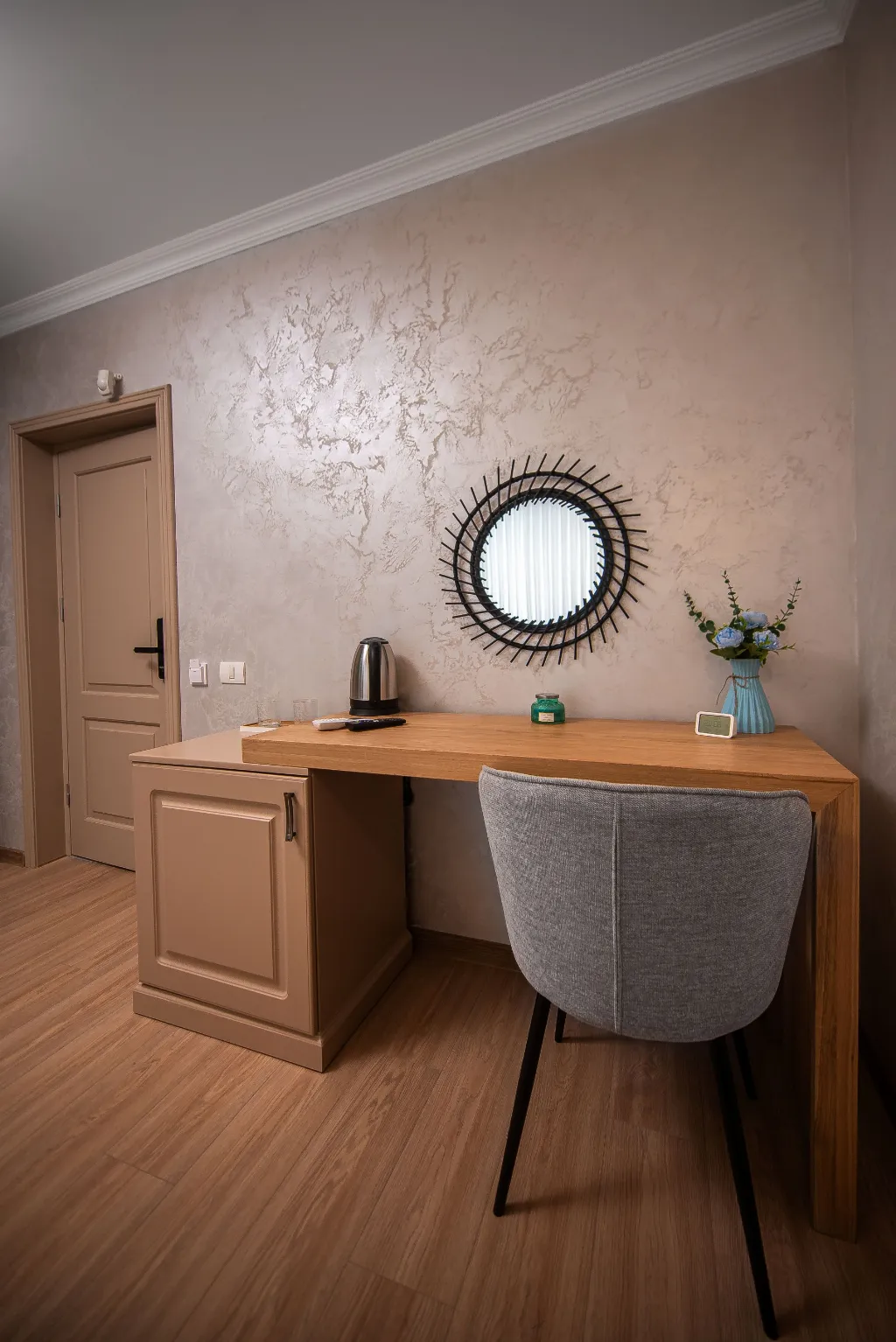 Camere De Inchiriat Thaya, Apartament Deluxe