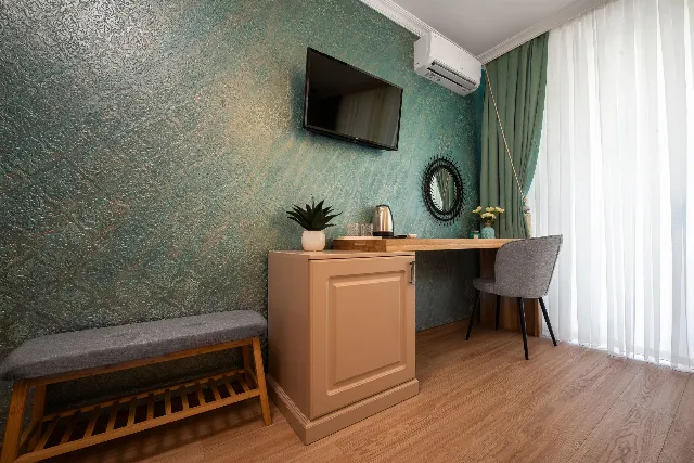 Camere De Inchiriat Thaya Cameră Queen deluxe #2