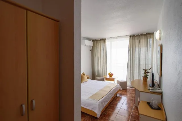Hotel Cerna Cameră Dublă Twin vedere la oraș #3