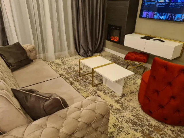 Hotel Elexus Apartament superior cu balcon #5