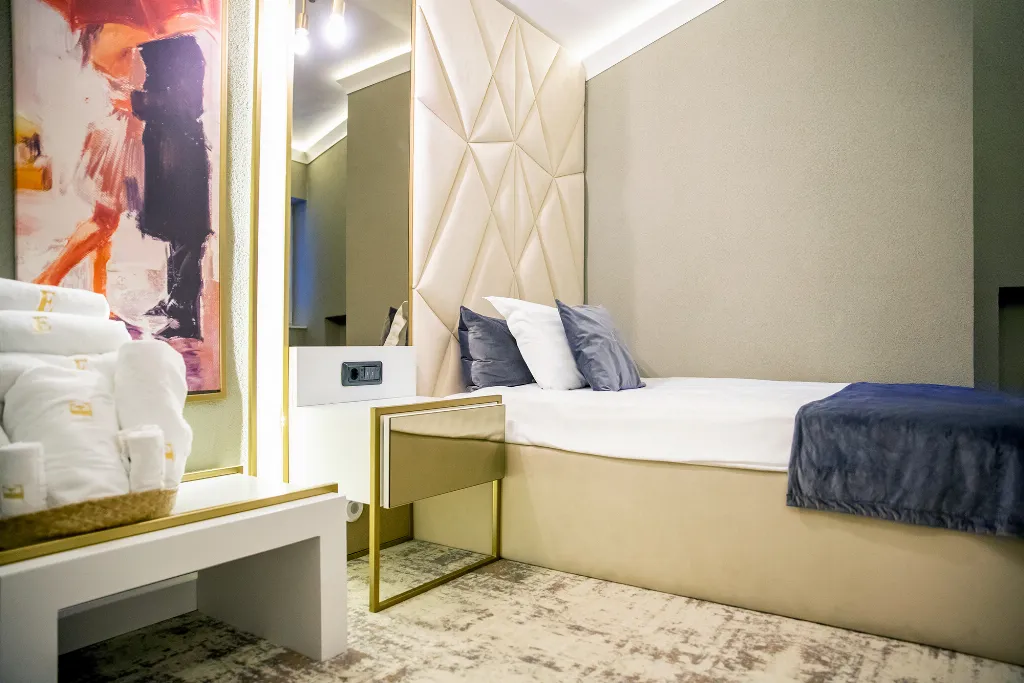 Hotel Elexus, Apartament standard fară balcon
