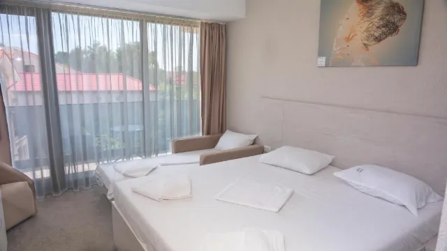 Hotel Alis Cameră Triplă deluxe #5