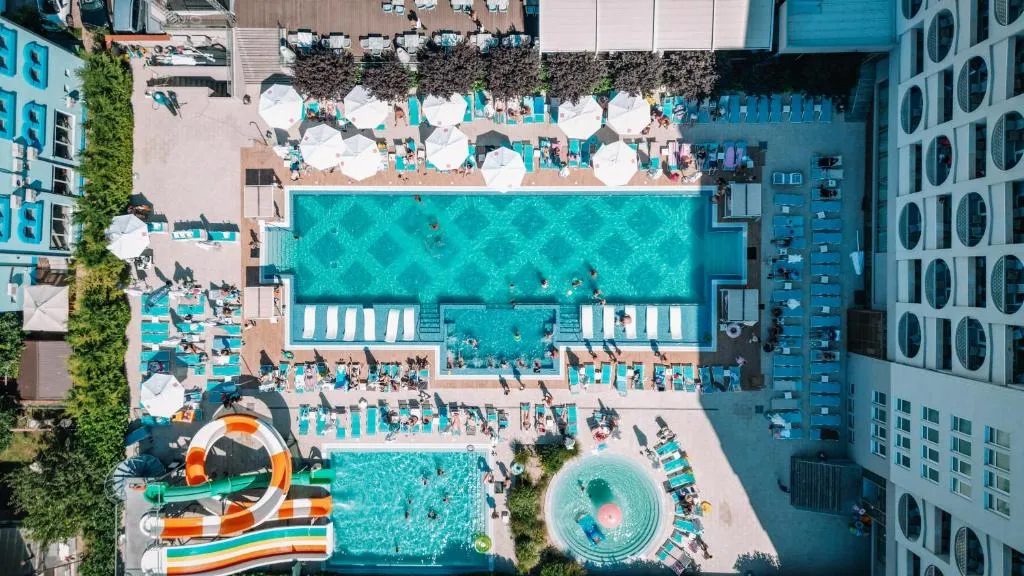 Hotel Bacolux Koralio