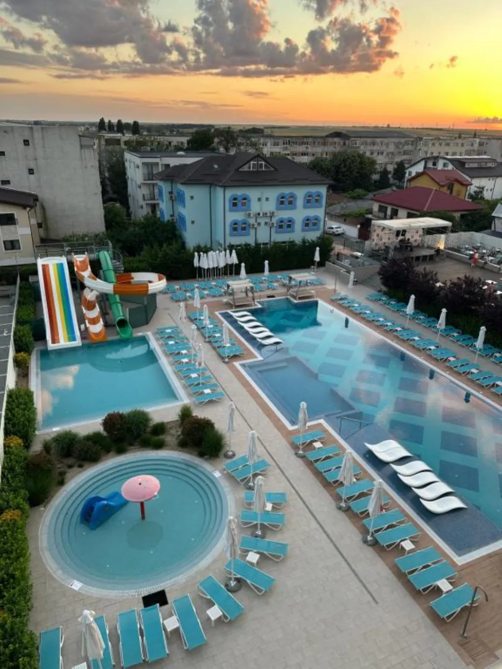Hotel Bacolux Koralio