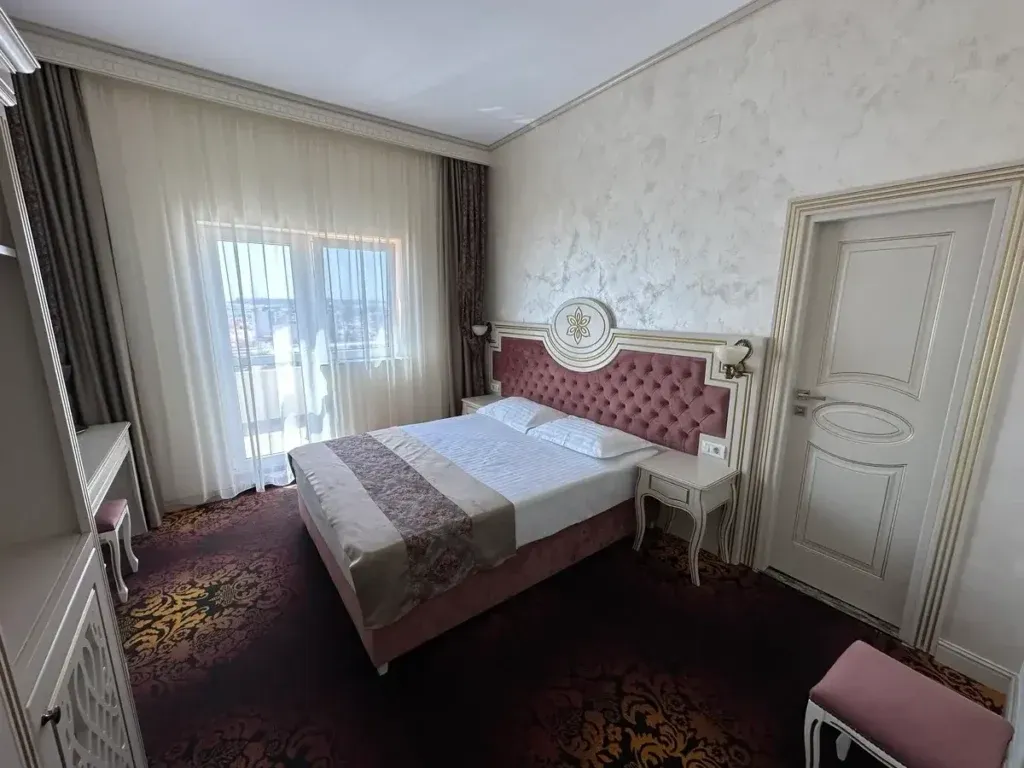 Hotel Belona