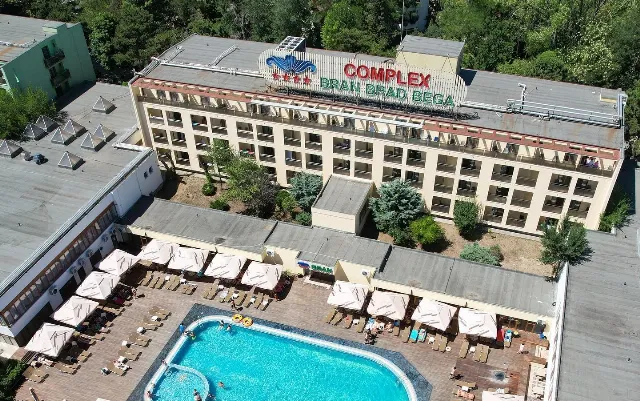Hotel Bran Brad Bega