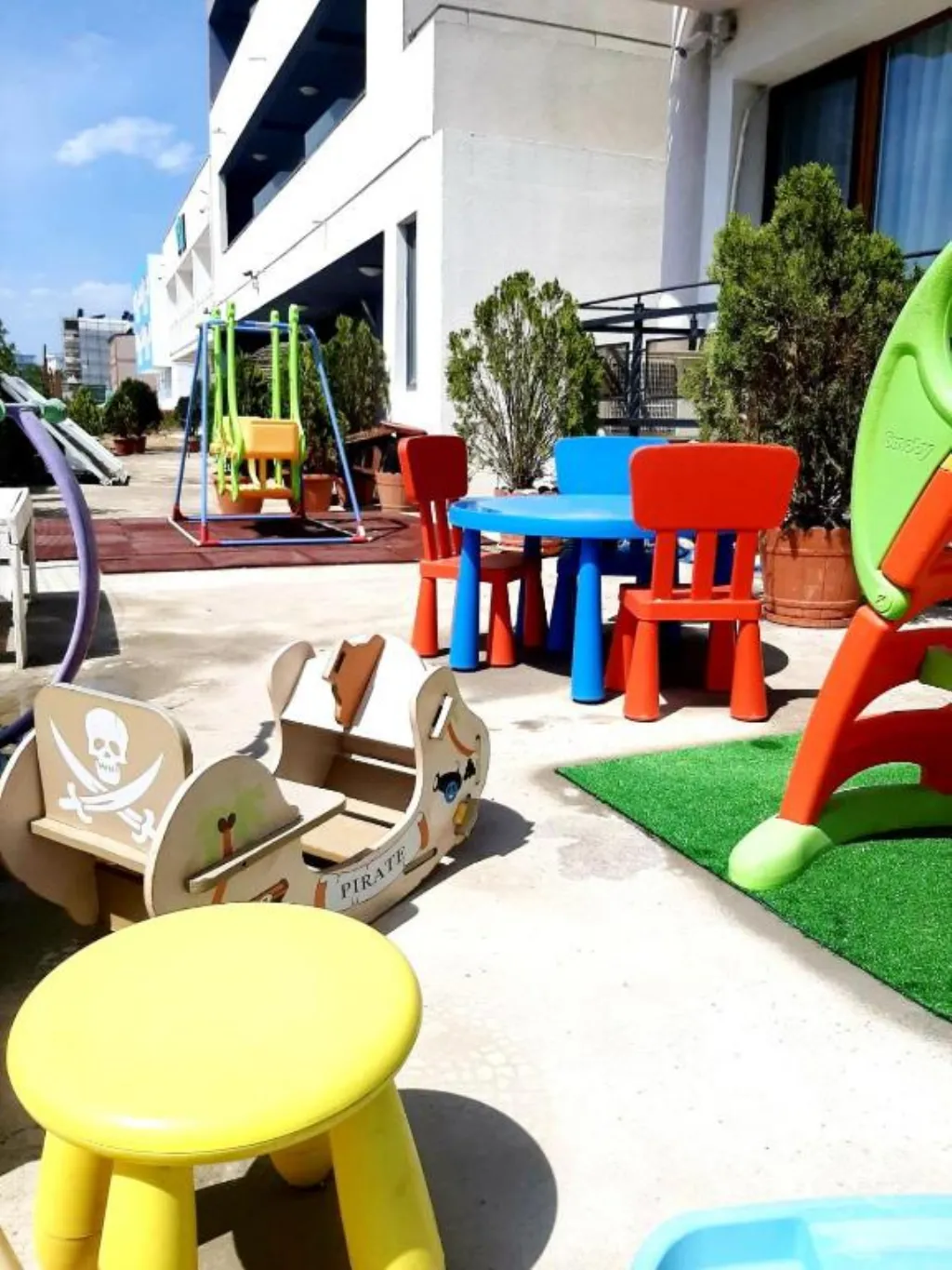 Hotel Ryanna Beach