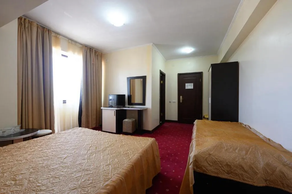 Hotel Coral Cameră Triplă vedere la mare